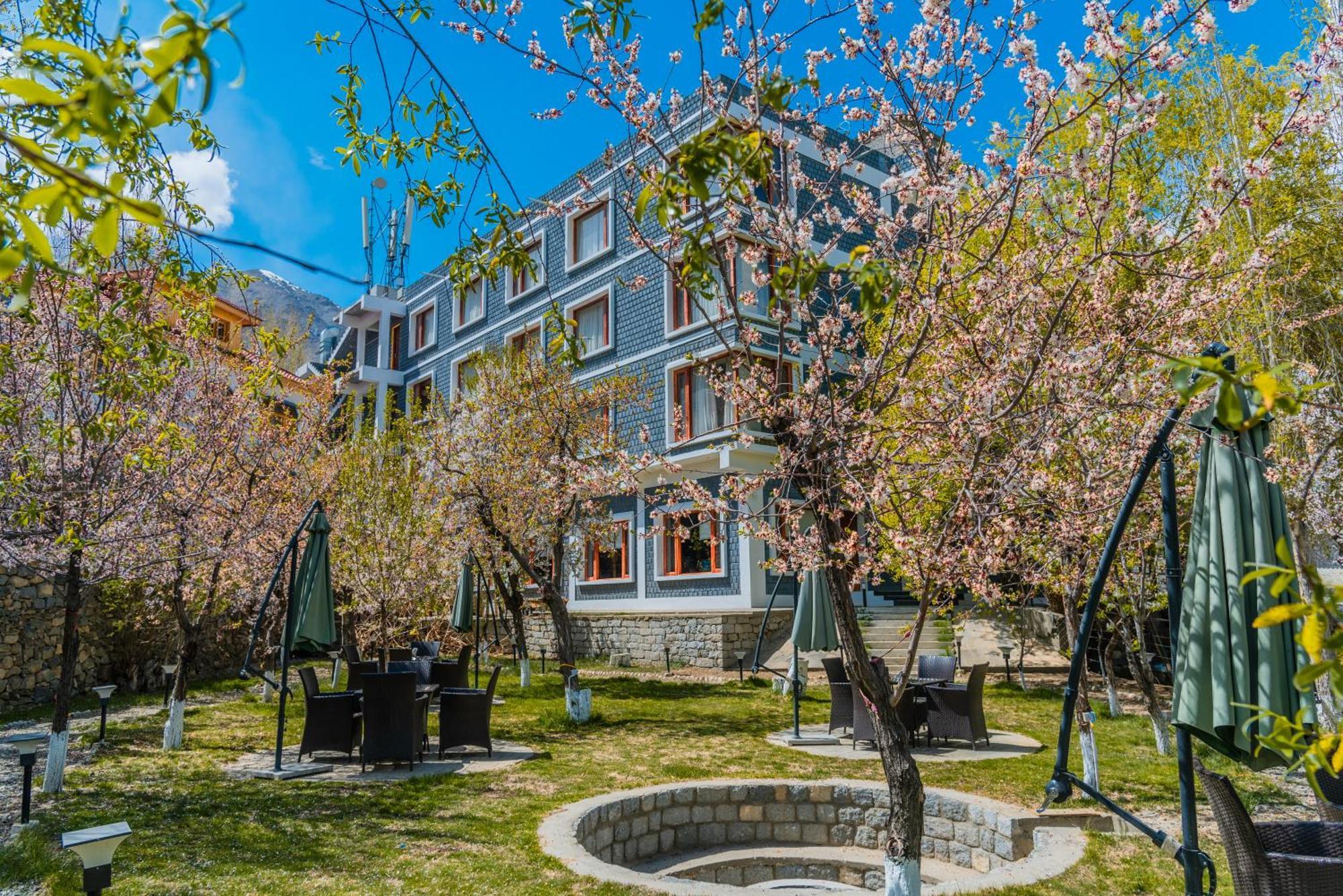 Hotel The Kargil Dış mekan fotoğraf